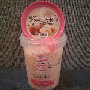 Pink Zebra Nectarine & Sweet Pea Sprinkles